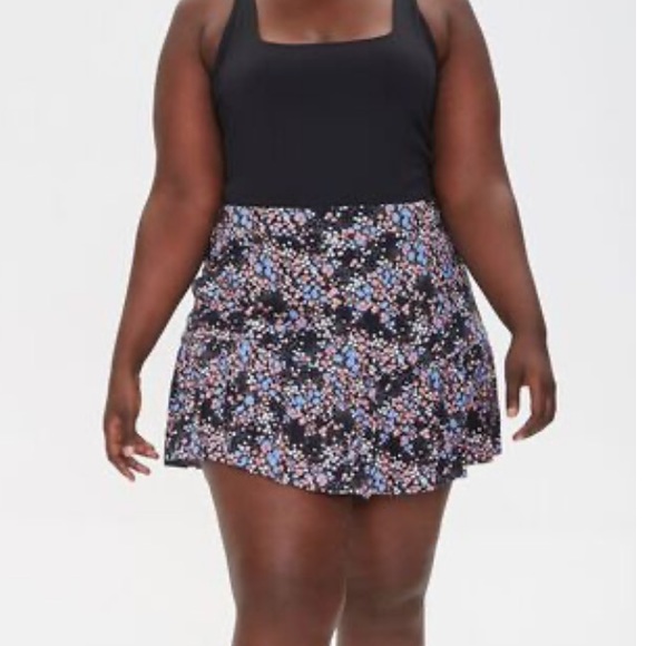 Forever 21+ Plus Size Floral Print Skort size 3X - Picture 1 of 7